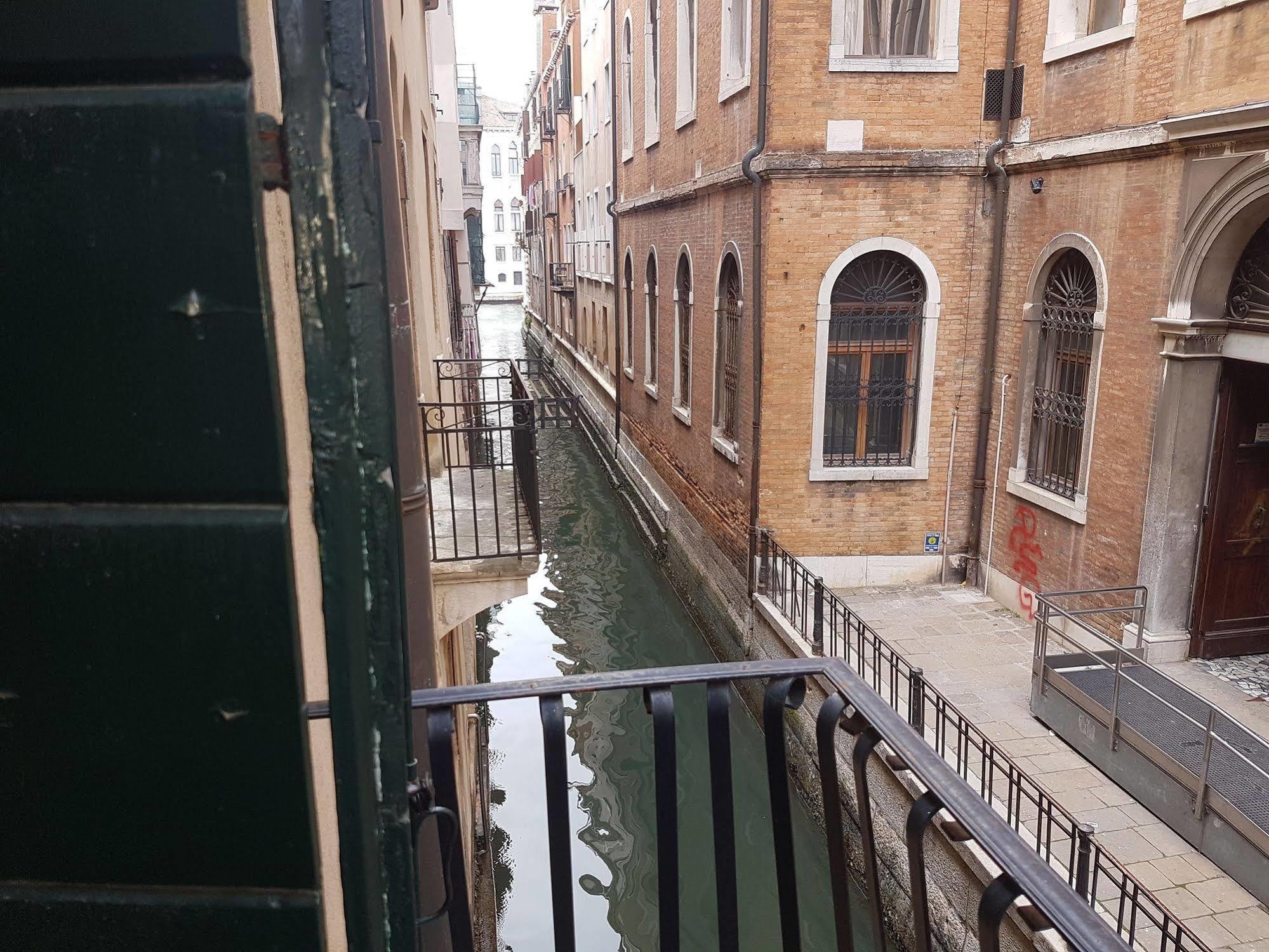 Casa Arte Hotel Veneza Exterior foto